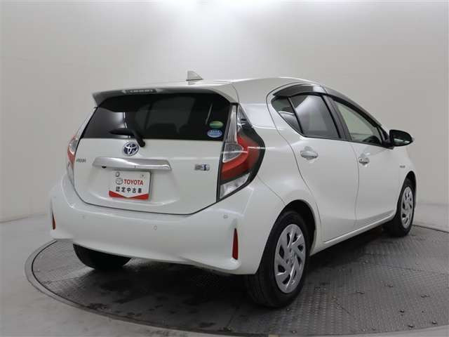 アクア1.5 S スタイルブラック