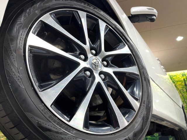 �y�����A���~�z�C�[���z�O�ςɃ}�b�`���������A���~�z�C�[���𑕒����Ă���܂��B�e��ЊO�A���~�z�C�[����A�X�^�b�h���X�^�C�����戵�����Ă���܂��B���񂲑��k����������