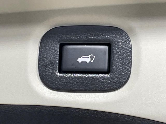 �y�p���[�o�b�N�h�A�z�X�}�[�g�L�[��^�]�Ȃ̃{�^�������������Ń��A�Q�[�g�������ŊJ���܂�!�ו��������Ă��鎞��A�����ʒu�ɂ���o�b�N�h�A��߂�ۂɕ֗��ȋ@�\�ł���