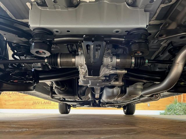 ����肪���ꂢ�Ȃ����ɁA�h�K���H�̎{�H���I�X�X���B�~��n��͂������A���ݕ��ɂ��Z���̕���A��Ń}�����E�E�B���^�[�X�|�[�c���������ɂ��D�]���������Ă���܂��B