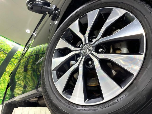 �y����16�C���`�A���~�z�C�[���z�O�ςɃ}�b�`���������A���~�z�C�[���𑕒����Ă���܂��B�e��ЊO�A���~�z�C�[����A�X�^�b�h���X�^�C�����戵�����Ă���܂��B���񂲑��k����������