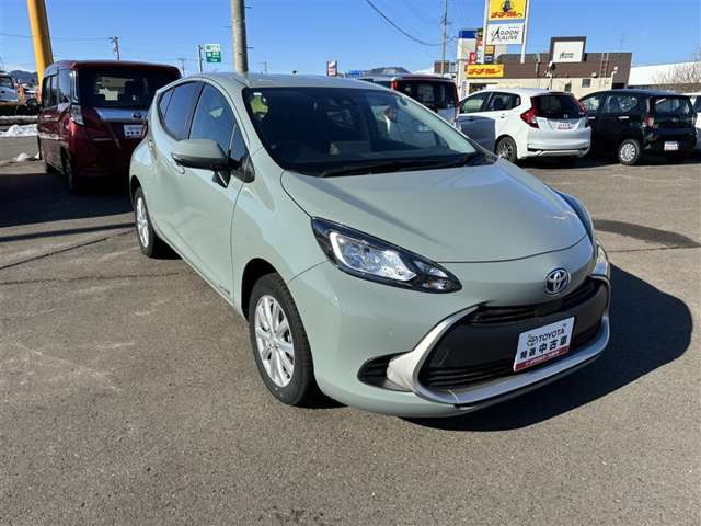 アクア1.5 G E-Four 4WD