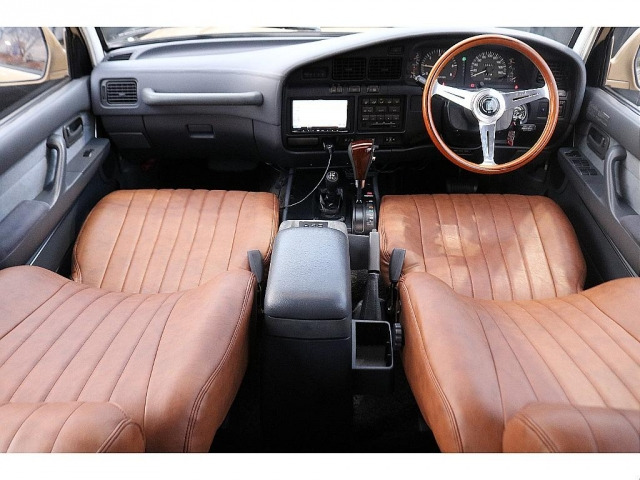 ランドクルーザー804.5 VXリミテッド 4WD