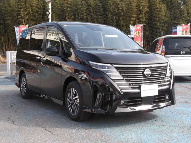 セレナ1.4 e-POWER ハイウェイスターV