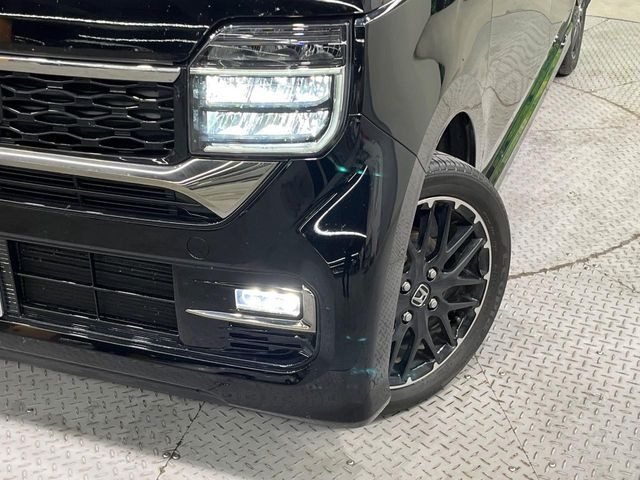 �yLED�w�b�h���C�g�z���V����ԑ��s�����ǍD�Ȏ��E���m�ۂ����S���ĉ^�]�ł��鍂�P�xLED�w�b�h���C�g�𑕔�!�_�����x�������A����d�͂��}�����Ă��܂��B