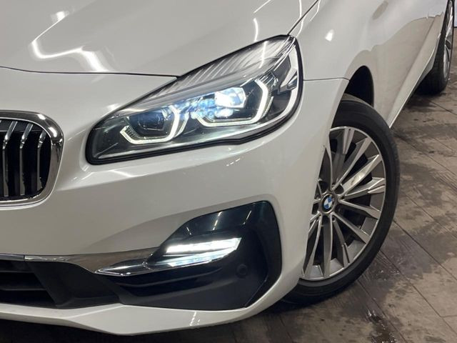 ��LED�w�b�h���C�g:��ԑ��s�����ǍD�Ȏ��E���m�ۂ����S���ĉ^�]�ł��鍂�P�xLED�w�b�h���C�g�𑕔�!�_�����x�������A����d�͂��}�����Ă��܂��B