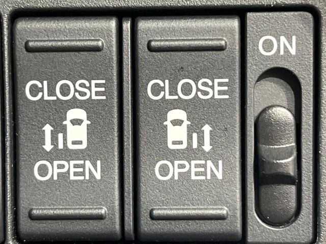 �y�����p���[�X���C�h�h�A�z�X�}�[�g�L�[��^�]�Ȃ̃X�C�b�`�Ō�ȗ����X���C�h�h�A�̊J���\���d��������͂����ăh�A���J����K�v�������A�����Ȃ��q�l�ł��ȒP�ɊJ���߂ł����K�ł���