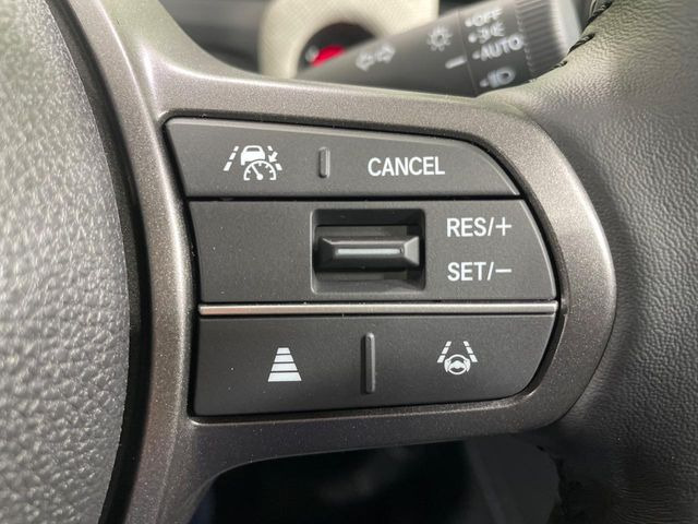 �y�A�_�v�e�B�u�N���[�Y�R���g���[���z�������H�ł̒��������s���y��!!�����ő��x��ۂN���[�Y�R���g���[�����A�Փˌy���V�X�e���ƘA�g���A�O���̎ԗ������m���ĎԊԂ�ۂ悤�ɑ��x���߂��Ă���܂�!!