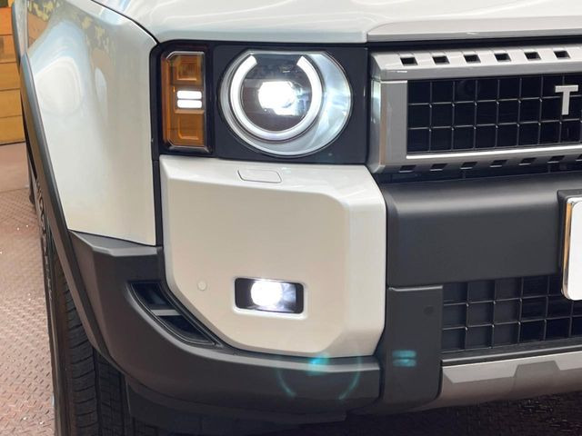 �y�ۖڈ��LED�w�b�h���C�g�z���V����ԑ��s�����ǍD�Ȏ��E���m�ۂ����S���ĉ^�]�ł��鍂�P�xLED�w�b�h���C�g�𑕔�!�_�����x�������A����d�͂��}�����Ă��܂��B