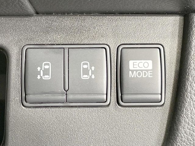 �y�����p���[�X���C�h�h�A�z�X�}�[�g�L�[��^�]�Ȃ̃X�C�b�`�Ō�ȗ����X���C�h�h�A�̊J���\���d��������͂����ăh�A���J����K�v�������A�����Ȃ��q�l�ł��ȒP�ɊJ���߂ł����K�ł���