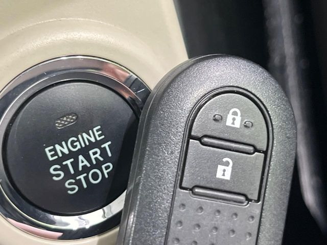 �y�L�[�t���[�V�X�e���z�J�o����|�P�b�g�ɓ��ꂽ�܂܂ł��h�A�̎{���E�������\�ȃX�}�[�g�L�[�𑕔��B�G���W���̃I���E�I�t�����J�M�����o���K�v����������Ƃ��Ă��֗��ł���