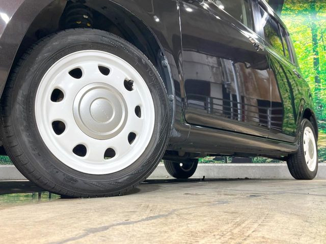 �y����14�C���`�A���~�z�C�[���z�O�ςɃ}�b�`���������A���~�z�C�[���𑕒����Ă���܂��B�e��ЊO�A���~�z�C�[����A�X�^�b�h���X�^�C�����戵�����Ă���܂��B���񂲑��k����������