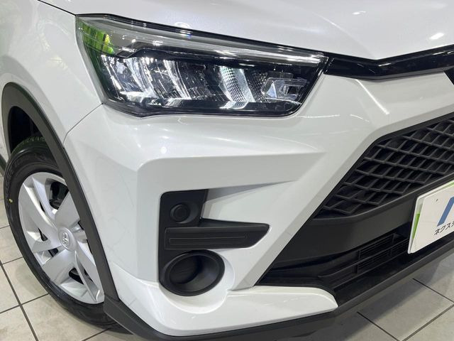 �yLED�w�b�h���C�g�z���V����ԑ��s�����ǍD�Ȏ��E���m�ۂ����S���ĉ^�]�ł��鍂�P�xLED�w�b�h���C�g�𑕔�!�_�����x�������A����d�͂��}�����Ă��܂��B