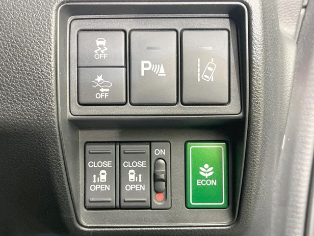 �y�����p���[�X���C�h�h�A�z�X�}�[�g�L�[��^�]�Ȃ̃X�C�b�`�Ō�ȗ����X���C�h�h�A�̊J���\���d��������͂����ăh�A���J����K�v�������A�����Ȃ��q�l�ł��ȒP�ɊJ���߂ł����K�ł���