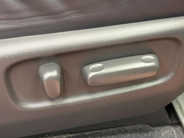 �y�p���[�V�[�g�z�X�C�b�`��ŊȒP�ɃV�[�g�̔��������\!�d��������͂�����܂���!���K�ȃV�[�g�|�W�V�����ɃZ�b�g���āA���K�ȃh���C�u�����y���݂��������B