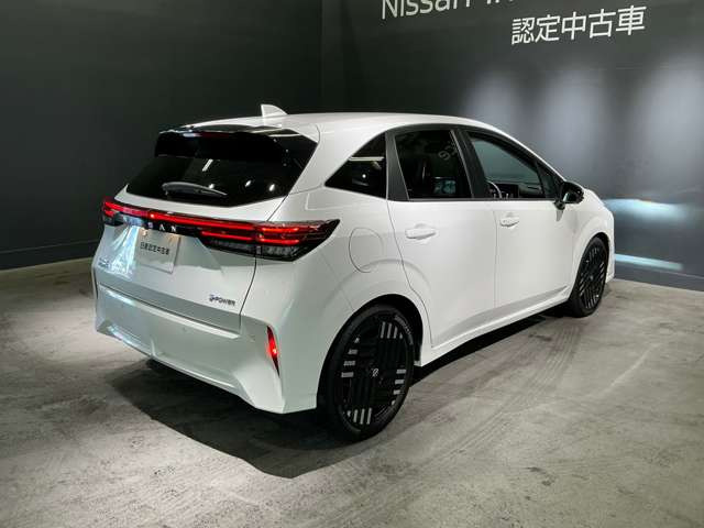 ノートオーラ1.2 G レザーエディション