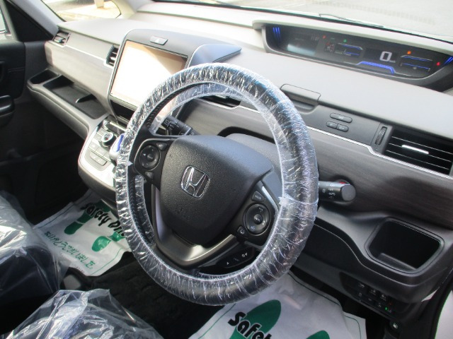 フリード1.5 ハイブリッド EX