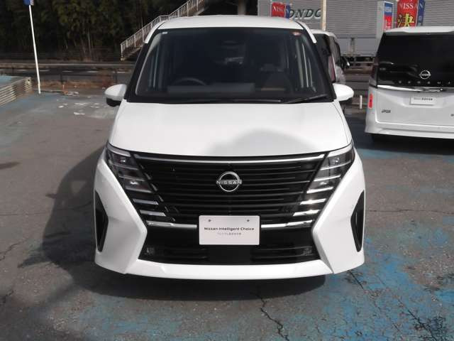 セレナ1.4 e-POWER ハイウェイスターV