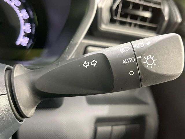 �y�I�[�g���C�g�z����̖��邳�ɉ����Ď����Ńw�b�h���C�g�̓_���E�������ł���@�\�ł�!���C�g�̕t���Y��E�����Y��Ȃǂ������Ȃ�A�J�̓���[���̑��s�����S!�g���l���ʉߎ����֗��ł��ˁ�