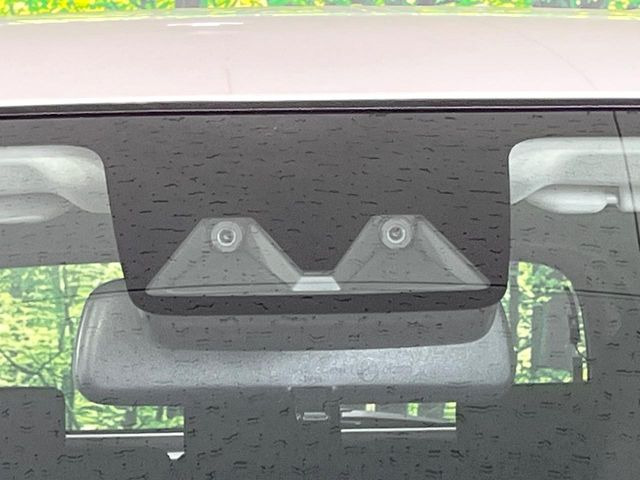 �y�X�}�[�g�A�V�X�g�z���s���ɑO���̎ԗ�����F�����A�Փ˂������Ȏ��͌x��ƃu���[�L�ŏՓˉ���Ɣ�Q�y�����A�V�X�g�B�����S�Ƀh���C�u�����y���݂��������܂��B