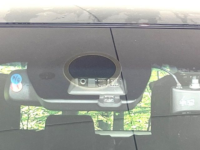 �y�O�He-Assist�z���s���ɑO���̎ԗ�����F�����A�Փ˂������Ȏ��͌x��ƃu���[�L�ŏՓˉ���Ɣ�Q�y�����A�V�X�g�B�����S�Ƀh���C�u�����y���݂��������܂��B