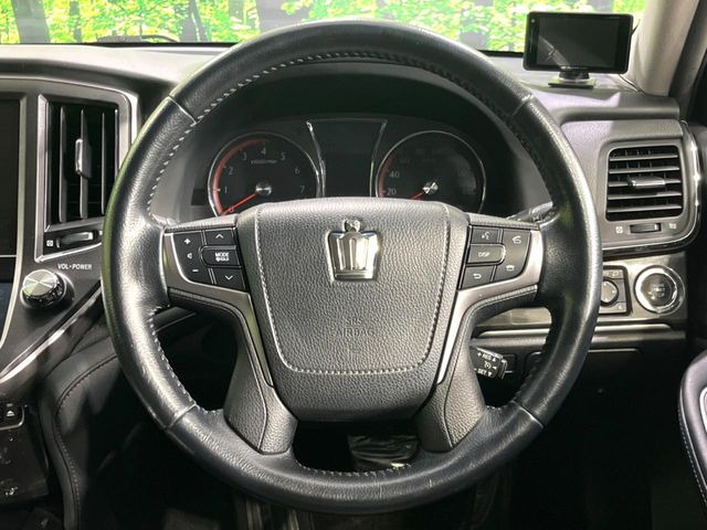 �y�X�e�A�����O�X�C�b�`�z�^�]���A�O������ڐ������炷���ƂȂ��A�I�[�f�B�I���̑��삪�\�ȕ֗��@�\!���S&���K�ȃh���C�u�����o���Ă���܂���