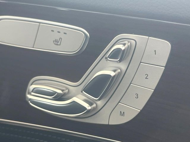 ���^�]�ȁE����ȋ��ɎO�i�K�Œ��߂��\�ȃV�[�g�q�[�^�[�𑕔����Ă���܂��B