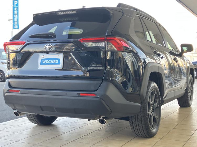 RAV42.0 アドベンチャー オフロードパッケージ II 4WD