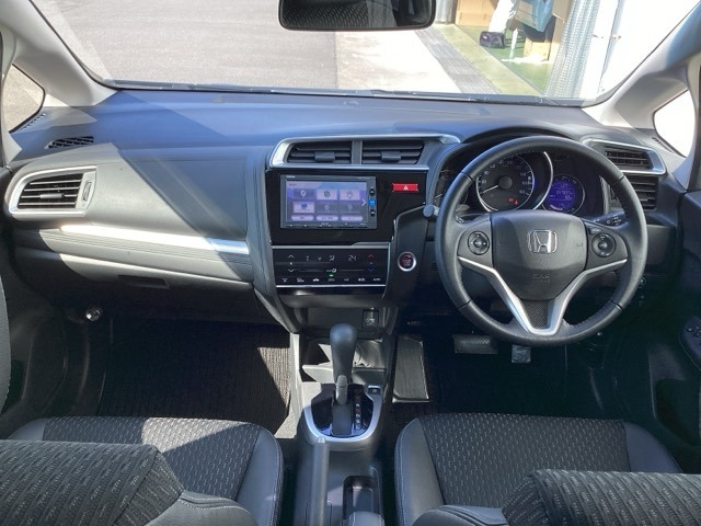 フィット1.5 15XL