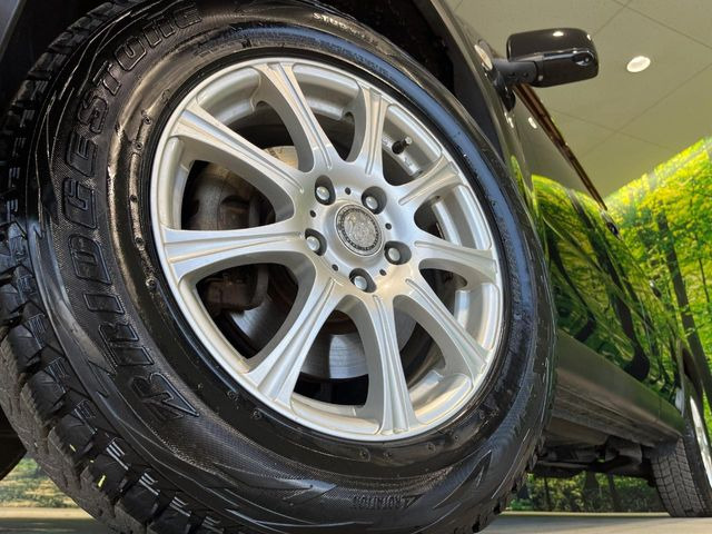 �y16�C���`�A���~�z�C�[���z�O�ςɃ}�b�`�����A���~�z�C�[���𑕒����Ă���܂��B�e��A���~�z�C�[����A�X�^�b�h���X�^�C�����戵�����Ă���܂��B���񂲑��k����������