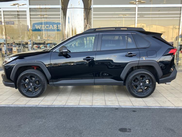 RAV42.0 アドベンチャー オフロードパッケージ II 4WD