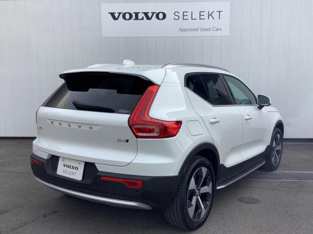 XC40ウルトラ B4 AWD 4WD