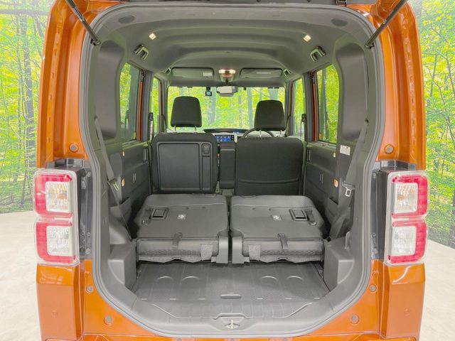 ���i�̂���������ʋ΁A���}���ɏ\���ȉ׎��X�y�[�X���m�ۂ��Ă���܂��B�Z�J���h�V�[�g��|���ƁA�傫�ȉו��̐ύڂ��\�ł���