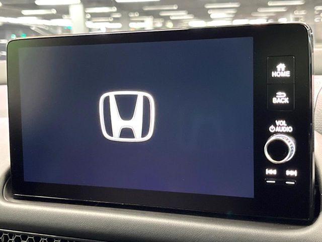 �y9�C���` �z���_�R�l�N�g�f�B�X�v���C�z���F���̍������ʃf�B�X�v���C�Ńi�r�̎g�p��A�������̃X�}�[�g�t�H���ƘA�g����bluetooth�ł̉��y�Đ����\�ł���