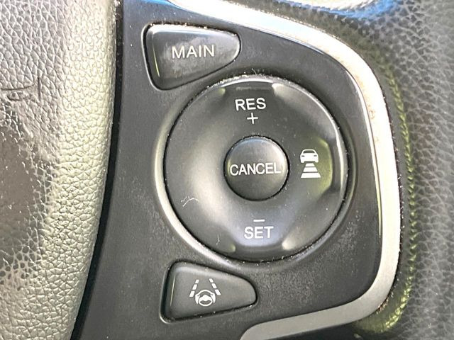 �y�A�_�v�e�B�u�N���[�Y�R���g���[���z�������H�ł̒��������s���y��!!�����ő��x��ۂN���[�Y�R���g���[�����A�Փˌy���V�X�e���ƘA�g���A�O���̎ԗ������m���ĎԊԂ�ۂ悤�ɑ��x���߂��Ă���܂�!!