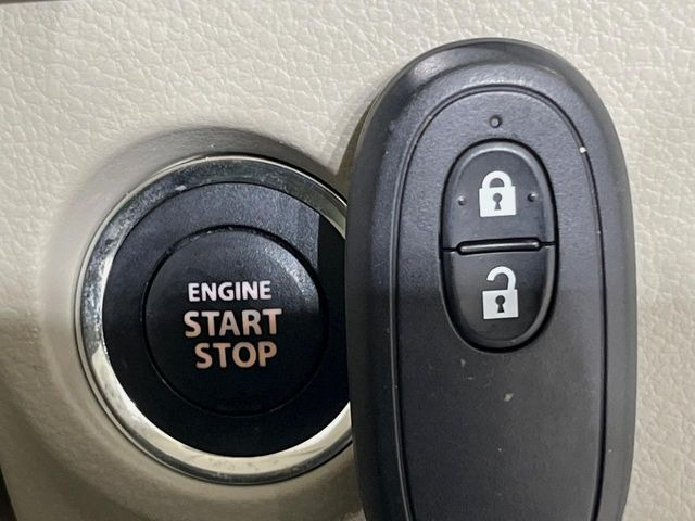 �y�L�[���X�X�^�[�g�V�X�e���z�J�o����|�P�b�g�ɓ��ꂽ�܂܂ł��h�A�̎{���E�������\�ȃX�}�[�g�L�[�𑕔��B�G���W���̃I���E�I�t�����J�M�����o���K�v����������Ƃ��Ă��֗��ł���