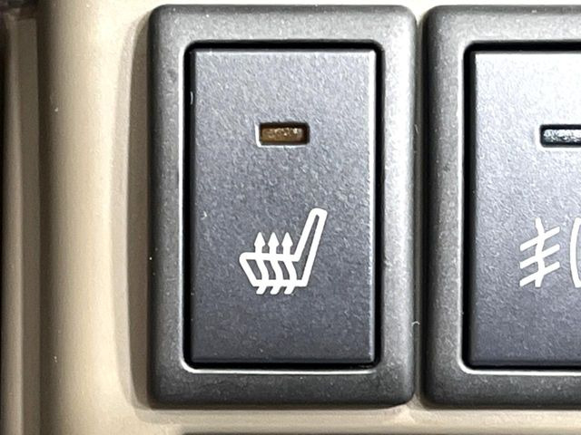 �y�V�[�g�q�[�^�[�z�������ɏd�󂷂�V�[�g�q�[�^�[!�G�A�R����葁�����܂��Ă����̂Ŋ�����̐l�����S�ł��ˁ�G�A�R���̉����͊������邩����A�Ƃ������ɂ����������߂ł��B