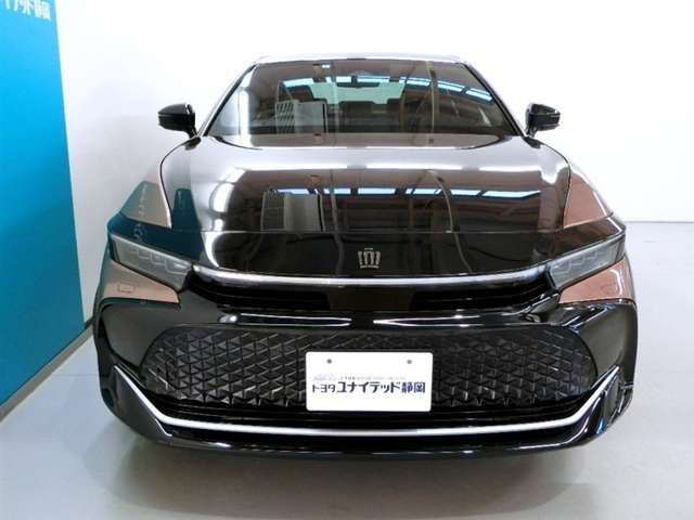 クラウンクロスオーバー2.5 G アドバンスト レザー パッケージ E-Four 4WD