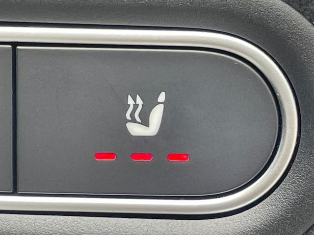 ���t�����g�V�[�g�q�[�e�B���O:�^�]�ȁE����ȋ��ɎO�i�K�Œ��߂��\�ȃV�[�g�q�[�^�[�𑕔����Ă���܂��B�G�߂��킸���K�ɂ��g�p���������܂��B