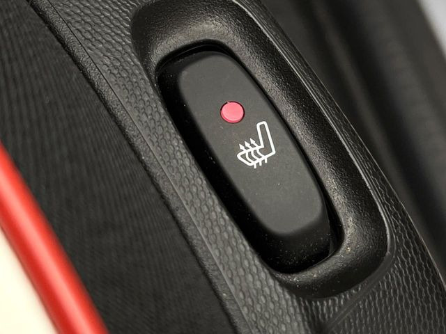 ���t�����g�V�[�g�q�[�e�B���O:�^�]�ȁE����ȋ��ɎO�i�K�Œ��߂��\�ȃV�[�g�q�[�^�[�𑕔����Ă���܂��B�G�߂��킸���K�ɂ��g�p���������܂��B