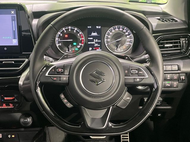 �y�����v�����X�e�A�����O�z�㎿�Ȋv���g�p���邱�ƂŁA��ɂ����������݂ƂĂ��^�]���₷���n���h���ł���