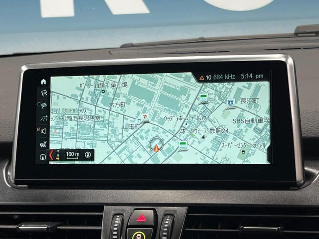 �������i�r:��̊��̂���i�r�́A����������ԓ������o���Ă���܂��B�I�[�f�B�I�@�\���[�����Ă���܂��̂ŁA�^�]�����y���߂܂���