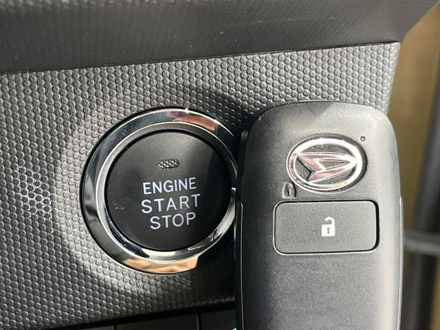 �y�L�[�t���[�V�X�e���z�J�o����|�P�b�g�ɓ��ꂽ�܂܂ł��h�A�̎{���E�������\�ȃX�}�[�g�L�[�𑕔��B�G���W���̃I���E�I�t�����J�M�����o���K�v����������Ƃ��Ă��֗��ł���