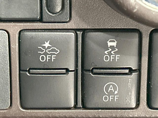 �y�X�}�[�g�A�V�X�g�z���s���ɑO���̎ԗ�����F�����A�Փ˂������Ȏ��͌x��ƃu���[�L�ŏՓˉ���Ɣ�Q�y�����A�V�X�g�B�����S�Ƀh���C�u�����y���݂��������܂��B