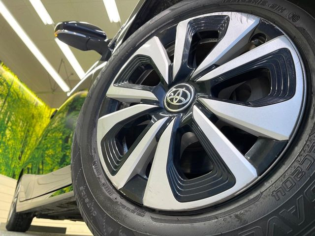 �y����15�C���`�A���~�z�C�[���z�O�ςɃ}�b�`���������A���~�z�C�[���𑕒����Ă���܂��B�e��ЊO�A���~�z�C�[����A�X�^�b�h���X�^�C�����戵�����Ă���܂��B���񂲑��k����������