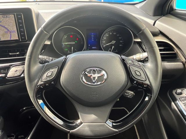 �y�����v�����X�e�A�����O�z�㎿�Ȋv���g�p���邱�ƂŁA��ɂ����������݂ƂĂ��^�]���₷���n���h���ł���