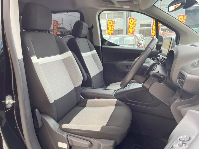 ���V�[�g�̎g�p��:�j��E�ւ�������Ȃ��A�����̒ʂ肫�ꂢ�ȏ�Ԃ��ێ����Ă���܂��B�܂��A�����N���[�j���O�E�R�[�e�B���O�����p�����������܂��B