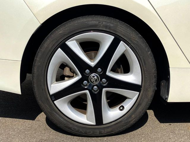 �������A���~!�������������ă��f���ʂɃf�U�C������Ă��܂��B�������S����K�ɍ������ʂ𔭊�����u�z�C�[���R�[�e�B���O�v�̎{�H����t��!���C�y�ɒS���c�Ƃ܂ł����k���������B