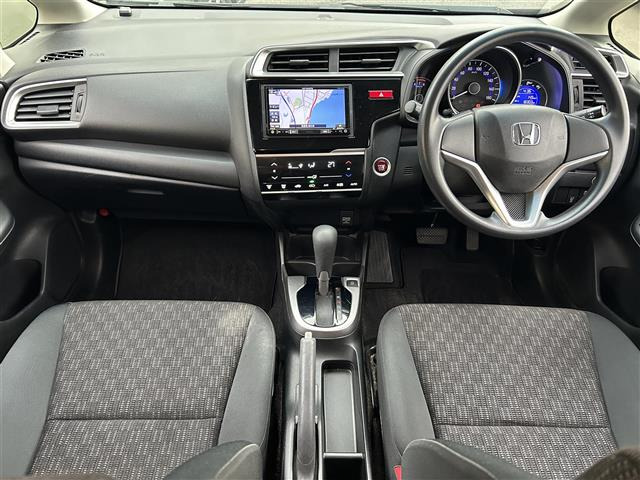 フィット1.3 13G Fパッケージ