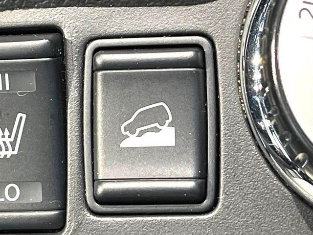 �y�_�E���q���A�V�X�g�z�}�ȍ⓹������Ƃ��Ɏ����Ńu���[�L�𐧌�A���̒ᑬ�x��ۂ��܂��B�ᓹ�∫�H�ȂǊ���₷���H�ʂ̉����ł��^�C�������b�N���Ȃ�������S!�n���h������ɏW���ł��܂�!